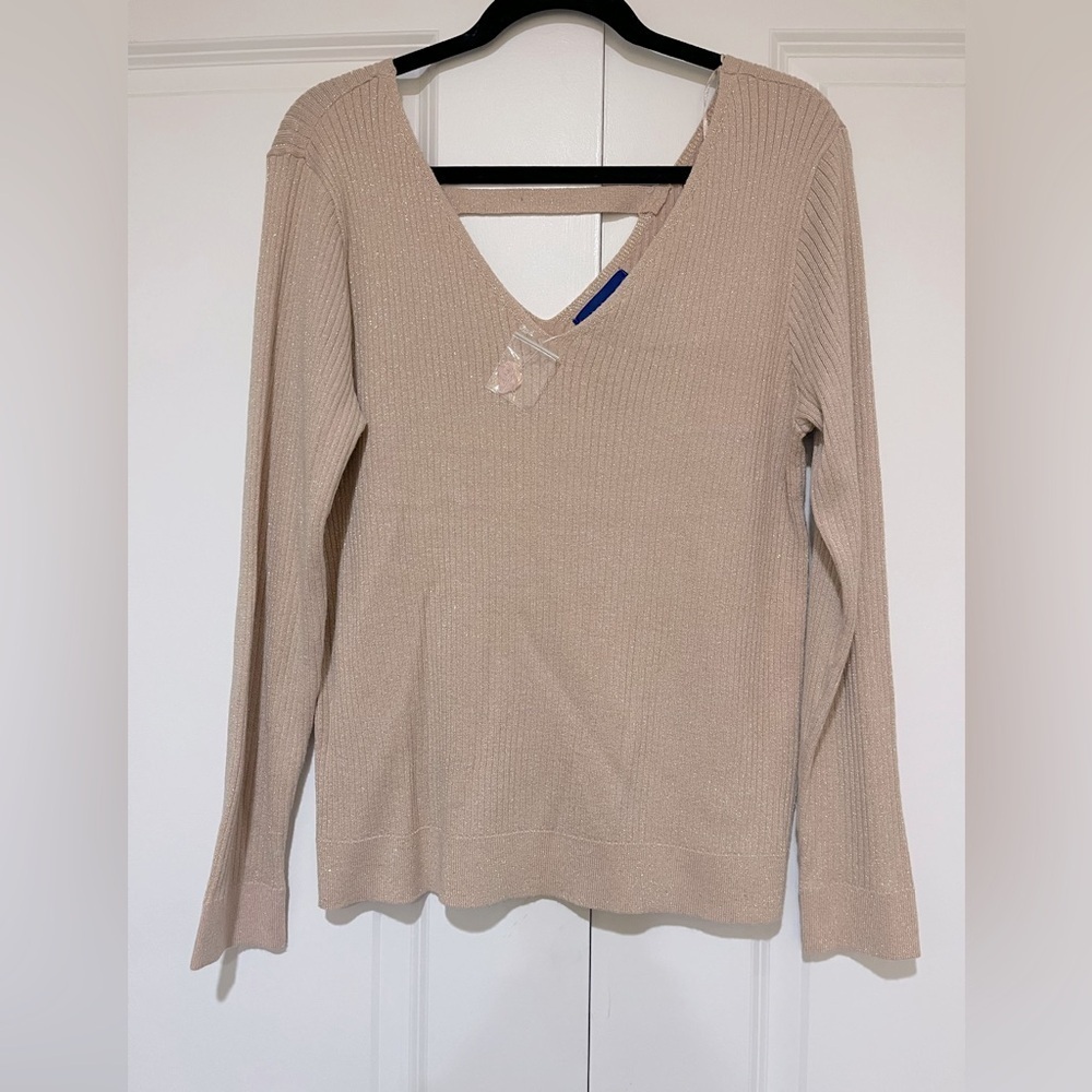 Shimmery gold rayon/nylon blend lightweight sweater runs more like a L